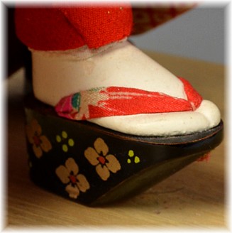 Japanese doll Maiko's high pokkuri sandals