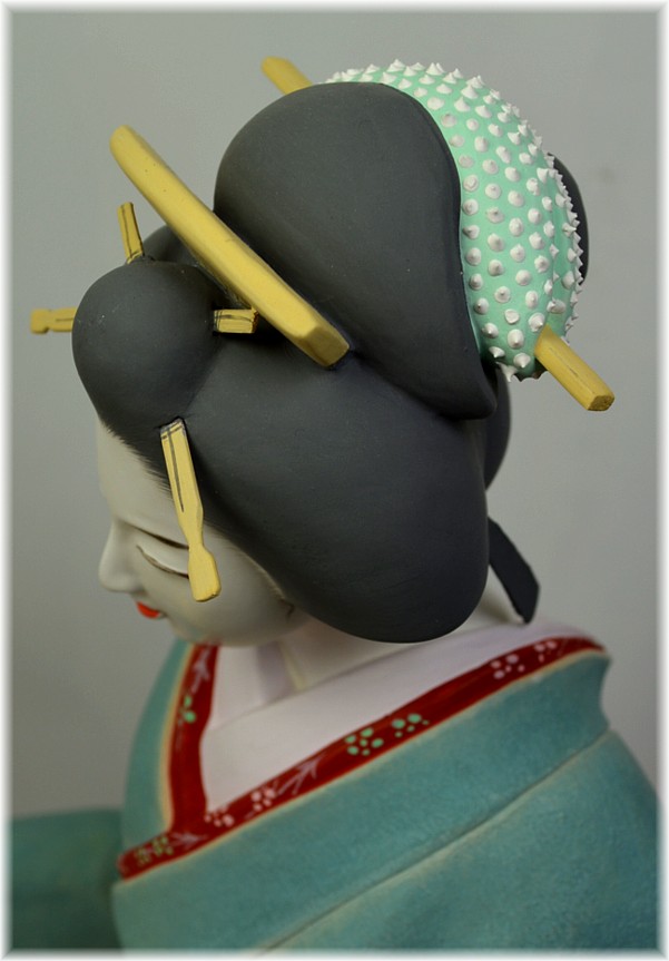 japanese hakata clay doll of dancing geisha, detail