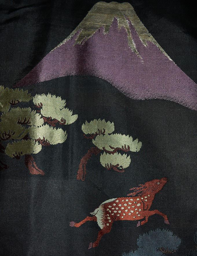 detail of jacquard design on lining of japanese man's silk jacket HAORI, 1930's