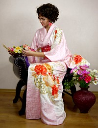 Japanese woman's  silk embroidered kimonoi, 1950's