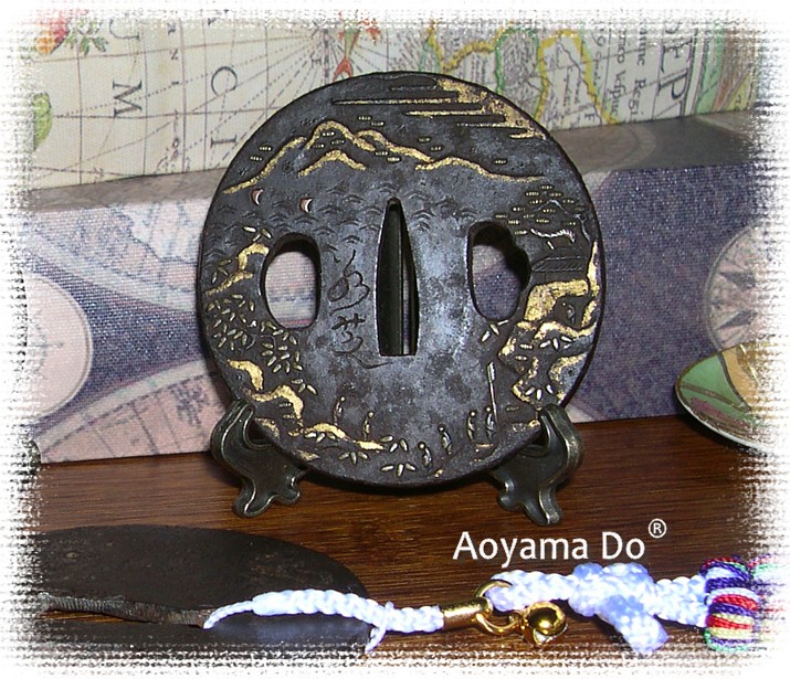 японское антикварное оружие - коллекция гард японских мечей